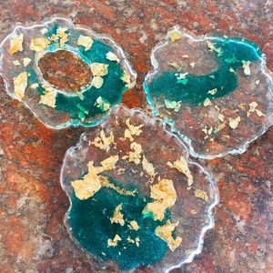 Brand new hand made epoxy coasters. 3piece set.